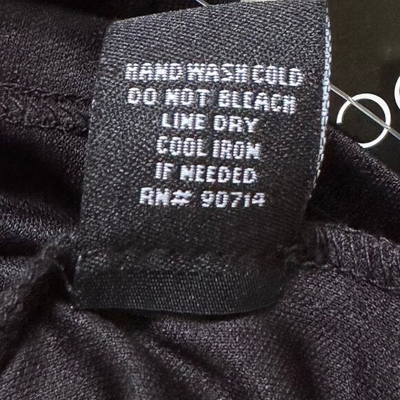 Coco Bianco Halter Top Black Gold Tone Chain Neckline Sleeveless Blouse Small - Picture 11 of 12